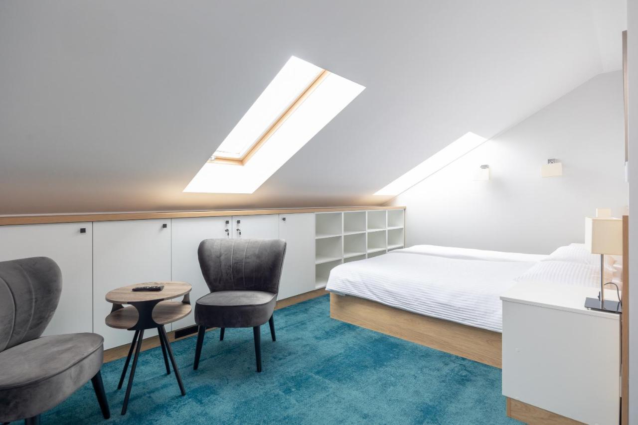 Aparthotel Esencja Warszawy Nowy Swiat Варшава Экстерьер фото